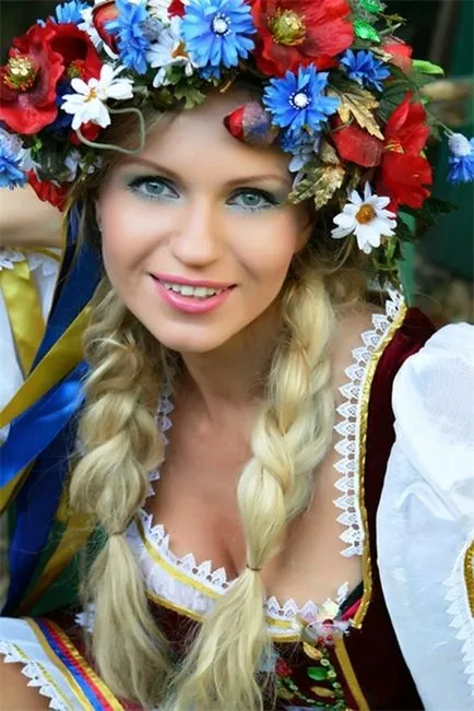 Ahonnan a színek is szőtt koszorú, hogyan kell kiválasztani virágok koszorú (dekoráció) Ahonnan a színek is szőtt koszorú, hogyan kell kiválasztani virágok koszorúk