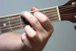Hogyan kell szedni a gitár akkordok
