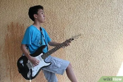 Mi a különbség a mozgás egy gitár