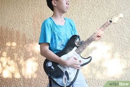 Mi a különbség a mozgás egy gitár