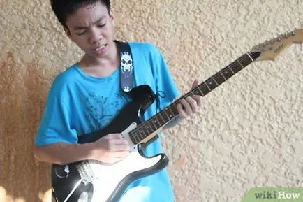 Mi a különbség a mozgás egy gitár