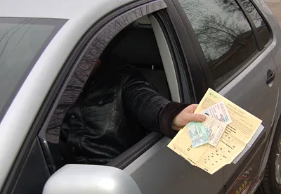 Hogyan kell helyesen kommunikálni a közlekedési rendőrök - a avtozakon avtoportale