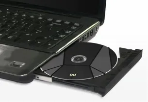 Hogyan lehet másolni a lemezt egy laptop