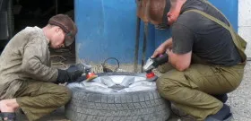 Hogyan kell festeni az autó kerekei a kezüket