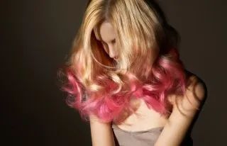 Hogyan festeni a haját fekete basmoj jó módszer - az impulzus a női szépség és a divat (festés) Hogyan fessünk basmoj haja fekete egy jó módja - impulzus a női szépség és a divat