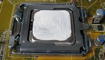 Hogyan változtassuk thermopaste egy processzor, milyen gyakran változtatni, törölje a régi thermopaste, lehetséges
