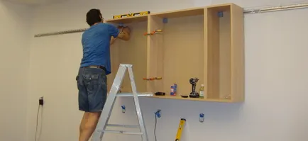 Hogyan Hang szekrény a falra a gipszkarton, mint a mount és arról, hogy tegye le, és jelzálog