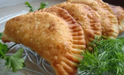 Főzni finom pasties cheburek receptek, tészta, töltő (hogyan kell főzni mellbimbótakaróval cheburek receptek tészta darált hús töltelék finom házi) Főzni finom pasties cheburek receptek, tészta, töltelék