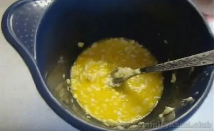 Főzni a pite csirkével és gombával lépésről lépésre recept fotók (sütemény) Főzni a pite csirkével és gombával lépésről lépésre recept fotók
