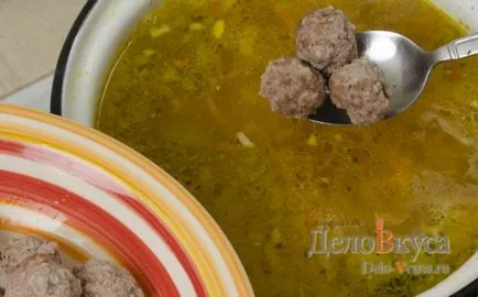 Hogyan kell főzni a levest húsgombóccal recept egy fotó