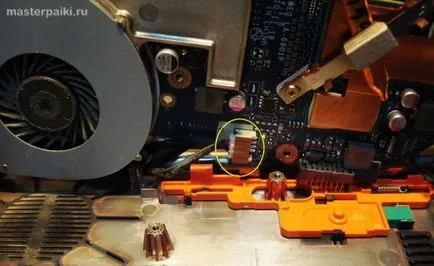 Hogyan szét és tisztítsa meg a laptop Acer Aspire 5750g saját kezét, forrasztás mester