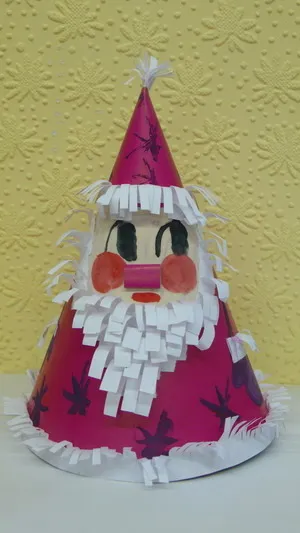 Hogyan készítsünk egy Mikulás papírból