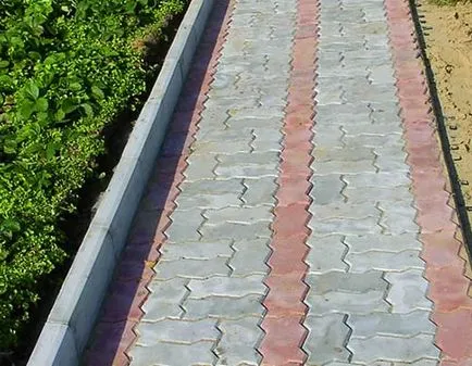 Hogyan készítsünk egy határ a kerti utak a kezüket (saját) Hogyan készítsünk egy határ a kerti utak saját kezűleg