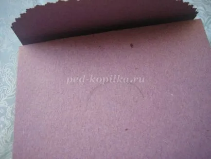 Hogyan készítsünk egy borítékot a lemez lépésről lépésre saját kezűleg egy fotó (kezével) Hogyan készítsünk egy borítékot a lemez kezüket lépéseket fotók