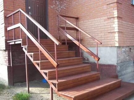 Hogyan készítsünk egy veranda fémből saját kezével egy családi ház (saját) Hogyan készítsünk egy veranda fémből saját kezével egy családi ház