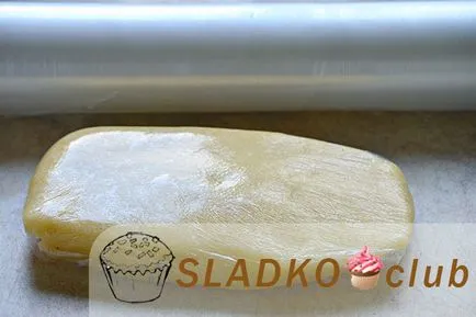 Hogyan készítsünk marcipán otthon torta és modellezés - egy recept fotó (marcipán) Hogyan készítsünk marcipán otthon torta és modellezés - a recept egy fotó