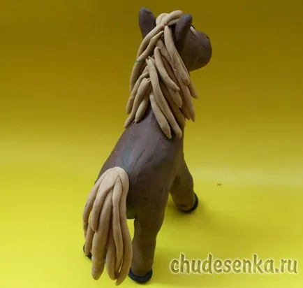 Hogyan készítsünk egy ló agyagból fokozatosan mester osztály képek és videó