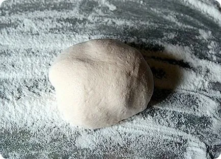 Hogyan készítsünk egy dekoráció a torta - így egyedi ékszereket a kezüket öntött!