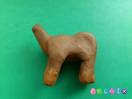 Póni vakítás gyurma szakaszaiban