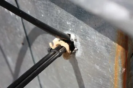 Hogyan kell telepíteni az antennát a tető egy családi ház