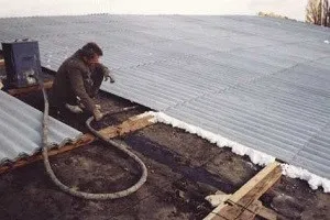 Milyen meleg a ház penoizol - a megfelelő technológia (penoizol) Milyen meleg a ház penoizol - a megfelelő technológia