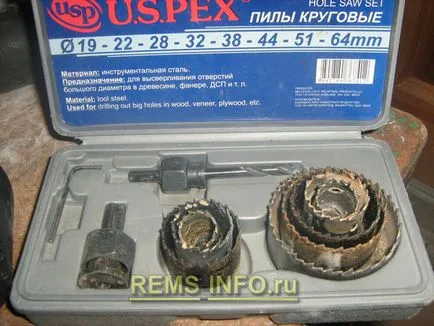 Hogyan kell beágyazni a vár belső ajtók a kezüket