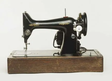 Hogyan kell kitölteni a Singer varrógép