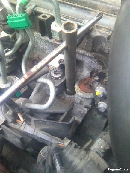 Hogyan cseréljük ki az izzítógyertyák a dízelmotor (1,5 dízel) Hogyan cseréljük ki az izzítógyertyák dízelmotor