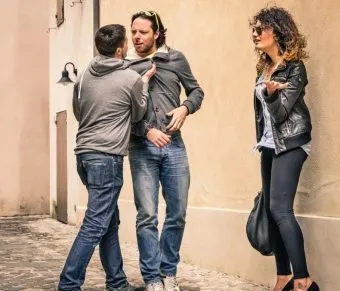 Hogyan juthat el a srác féltékeny, ébredés érzéseit halványuló