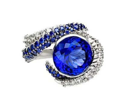 Tanzanite kő és annak tulajdonságait (fotó)