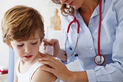 Molluscum contagiosum - fejlesztése és különösen a kezelés a betegség gyermekeknél (fertőző) Molluscum contagiosum - fejlesztése és különösen a kezelés a betegség a gyermekek
