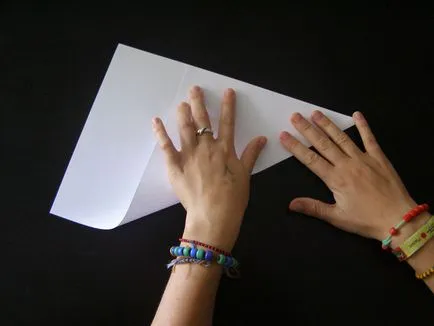 Egy papírlap box A4 - a kezek (doboz) Egy papírlap doboz A4 - saját kezűleg