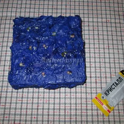 Box saját kezűleg
