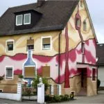 A festék a ház homlokzata a saját (home) A festék a homlokzat a ház saját