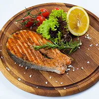 Tészta csirke multivarka, egy serpenyőben a sütőben