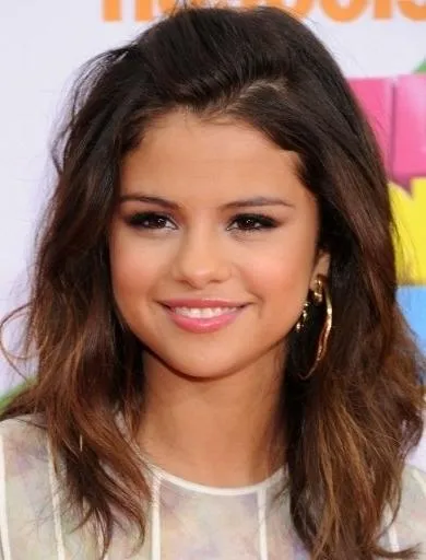 Smink Selena Gomez, hogyan lehet
