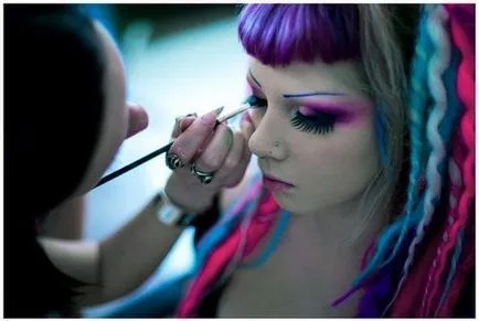 Smink emo szabályok make- up emo stílus (záró) Smink emo szabályok make- fel stílus emo