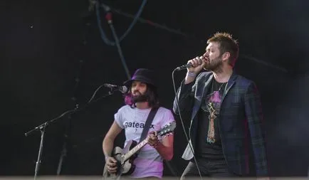 Ahhoz, hogy „piknik poszterek” július 29. lesz a Kasabian, a csikók és „olvad a jég”