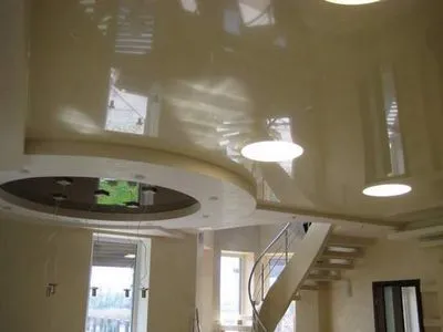 Stretch mennyezet a konyhában hátrányok bocsát véleménye, konyha (felső) Stretch mennyezet a konyhában hátrányok értékelések problémákat, konyha