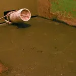 Láb öntöttvas kád telepítését öntöttvas kezük