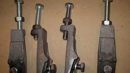 Láb öntöttvas kád telepítését öntöttvas kezük