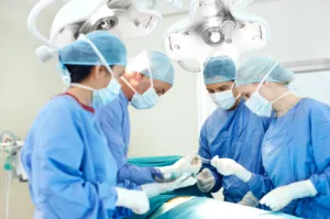 Működés a fejét agyi stroke-craniotomy és következményei