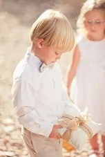 Óvatosan, a gyerekek az esküvőn! (Gyermek) Óvatosan, a gyerekek az esküvőn!