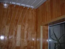 Díszítő erkélyek kezük egy fotón, a jobb belső loggia hüvelyébe