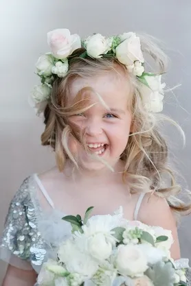 Óvatosan, a gyerekek az esküvőn! (Wedding) Óvatosan, a gyerekek az esküvőn!