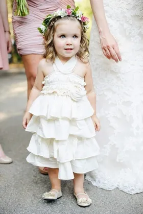Óvatosan, a gyerekek az esküvőn! (Wedding) Óvatosan, a gyerekek az esküvőn!