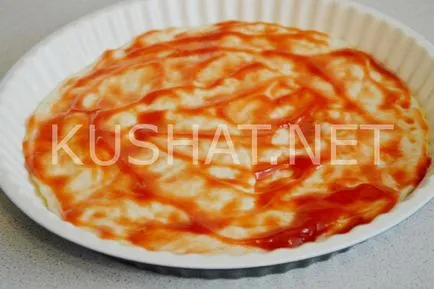 Pizza sonka, sajt és paradicsom