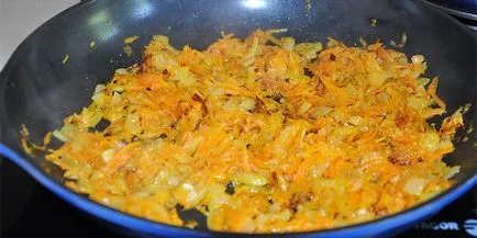 Szósz húsgolyók paradicsompüré és tejföl recept