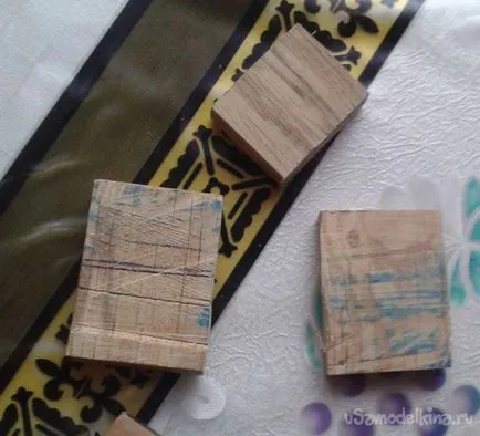 Telefon tartó fából kezük