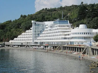 A település Partenit (Krím), ott marad, ahol volt, hogyan lehet eljutni
